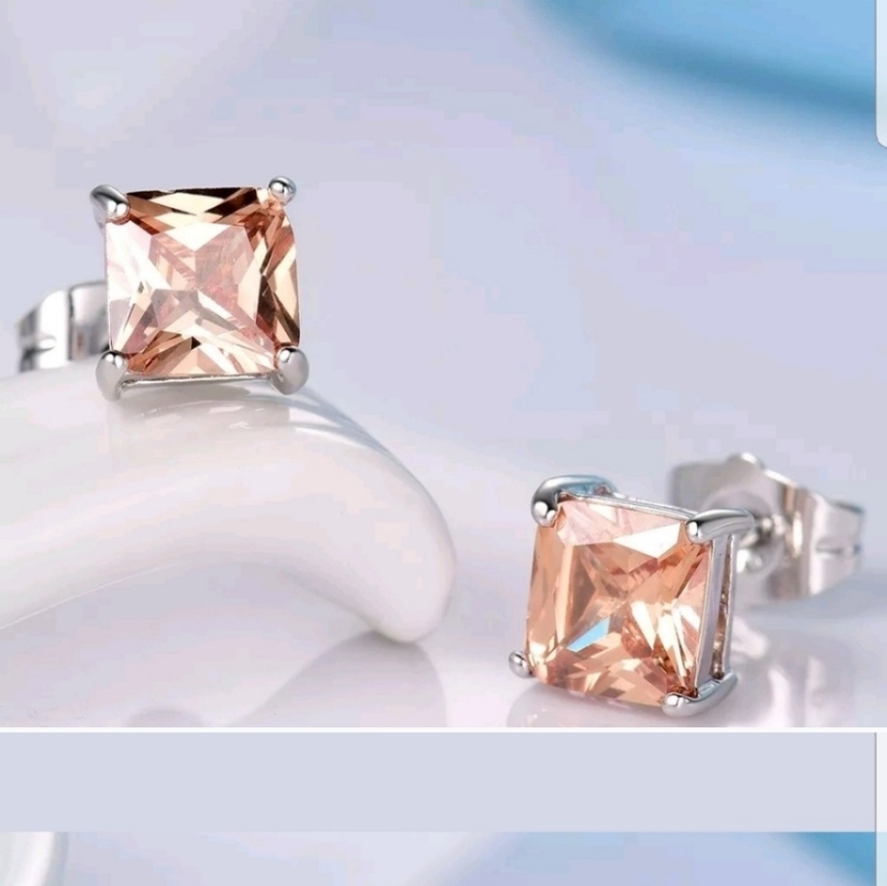 Champagne Topaz Gemstone 24K white Gold